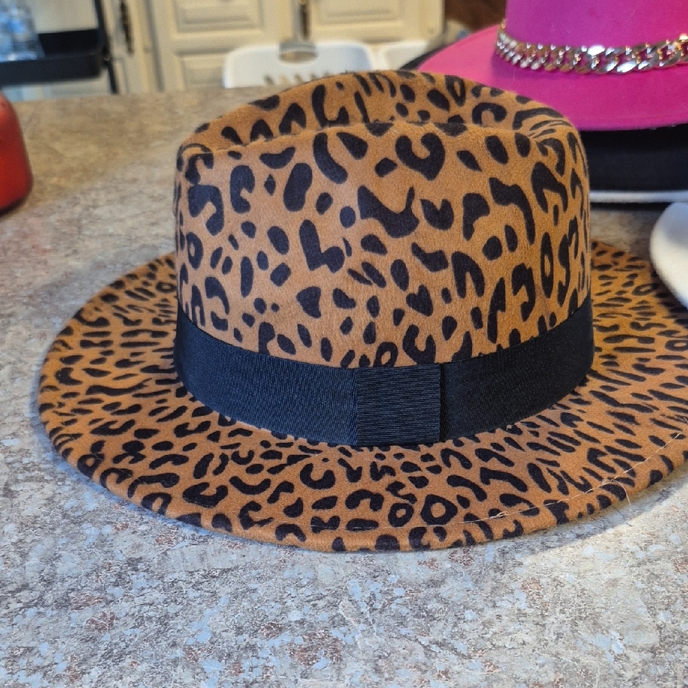 Leopard Print Felt Fedora with Black Band